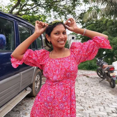 Deepa Clare profile