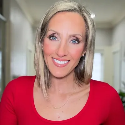 Nicole | Pro Makeup Artist | Educator profile