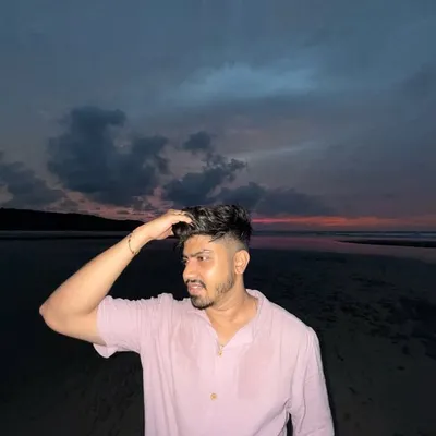 Omkar Kumbhar😎 profile
