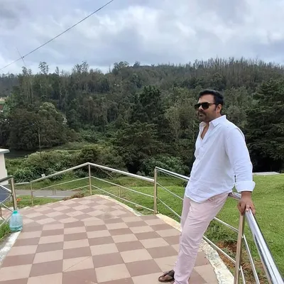 Owais Shaikh profile