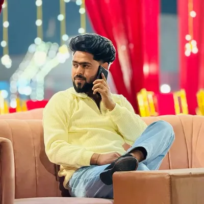SATYAM CHAURASIYA ๐๐ช๐ฅ profile