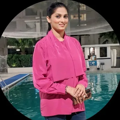 Aima Arif profile