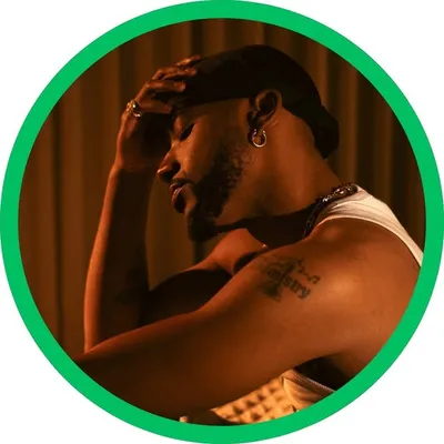 Algee Smith profile