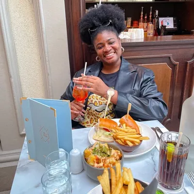 Mariam - Food & Travel profile