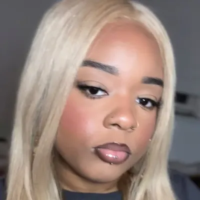 Bianca ✨ profile