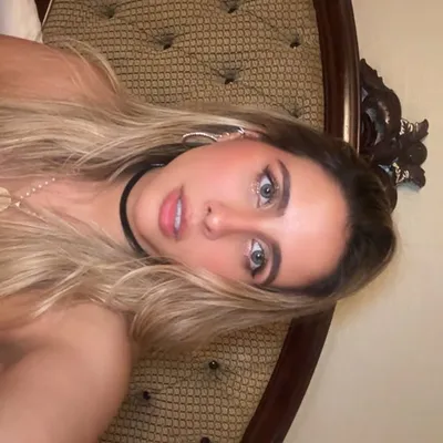 Carol Alencar profile