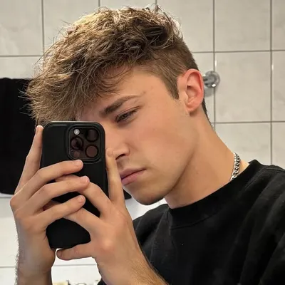 ๐ถ๐ปโโ๏ธDave๐ถ๐ปโโ๏ธ profile