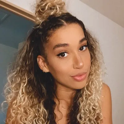 Déjà Crawford profile
