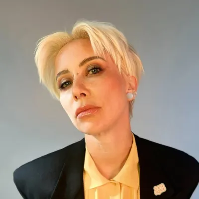 Jules Hardy profile