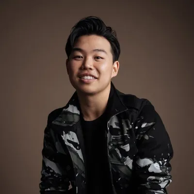 Jun Yu ๐ profile