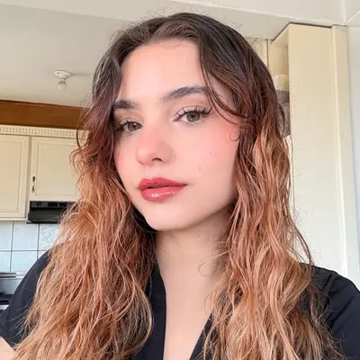 Karla Batiz✨🤍 profile