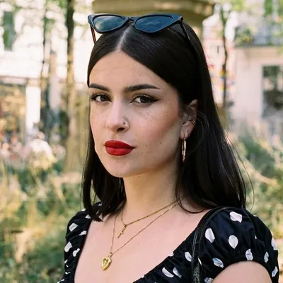 Lara Valentini profile