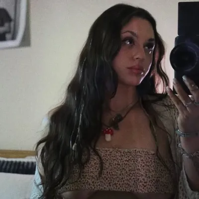 lexi june ✨ profile