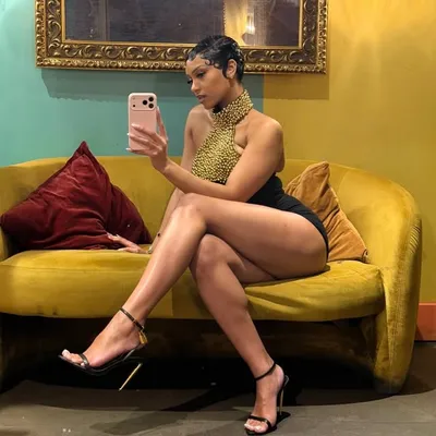 LORRAINE🇯🇲 profile