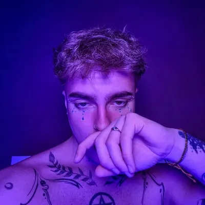 ✨ L U C A ✨ profile