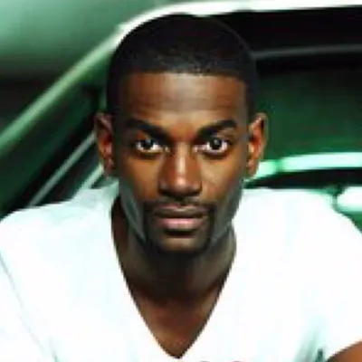 Mo McRae profile