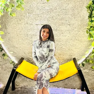 prachi lalwani profile