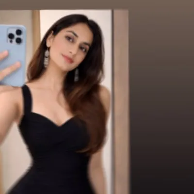 Rishika Kapoor 🎤 profile