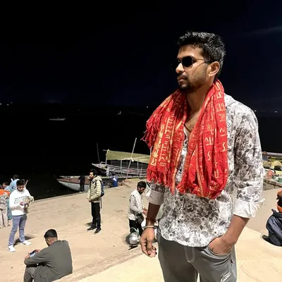 Thakur Rupesh Singh (๐พ๐๐๐๐๐๐) profile