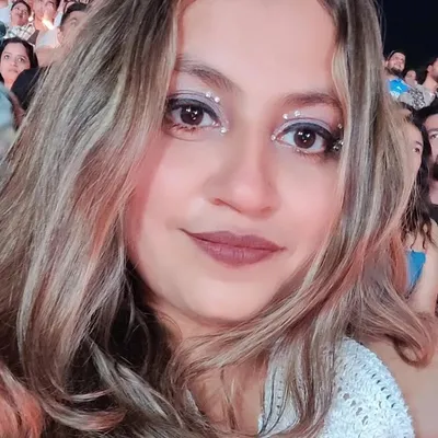 Shreya Tanna profile