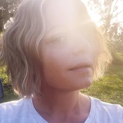 Natalie @ It’s That Glow profile