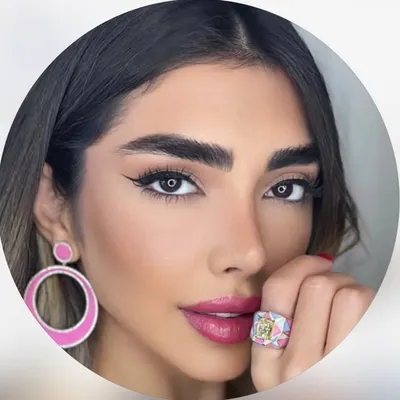 Tina Honarkar