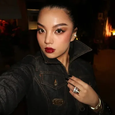 victoria profile