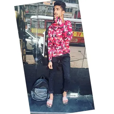 (MODEL) profile