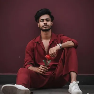 ÃमनिsH आनंD profile