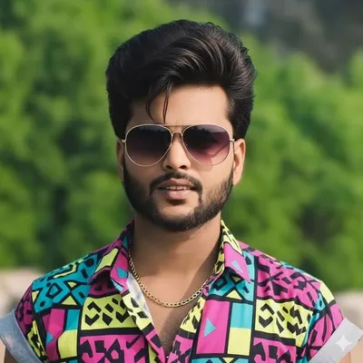 Ravi Tiwari profile