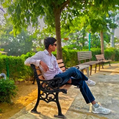 dillu..j๐ profile