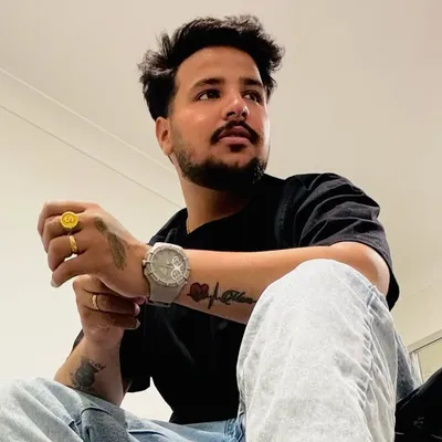 MANAV THUKRALđź–¤ profile