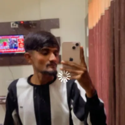 ⚜️ITZ_RIYAN_8_72⚜️ profile