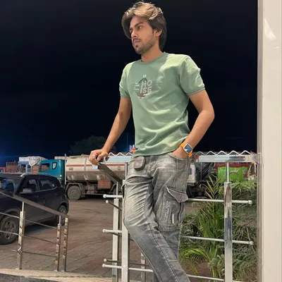 عثمان خان profile