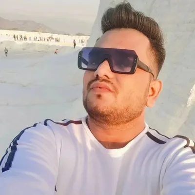 uzair agwan...(❤️) profile
