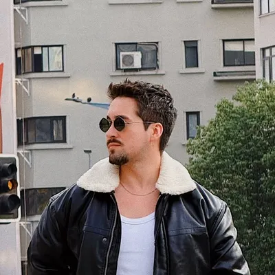Iury Parise profile