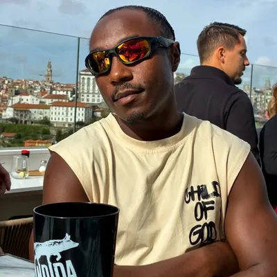 IVAN PLATINADO profile