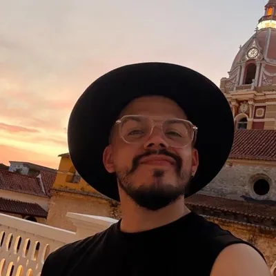 Iván Cruz | artista profile