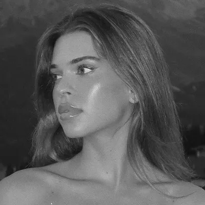 Iva Nikolina profile