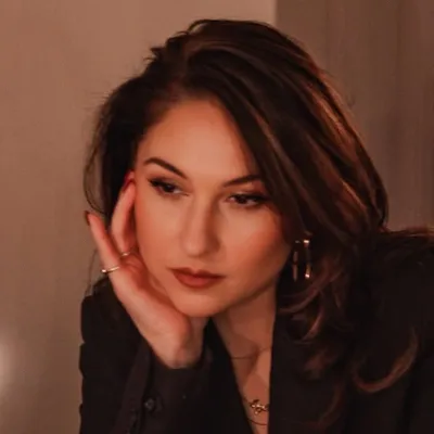 Yvonne De Koning profile
