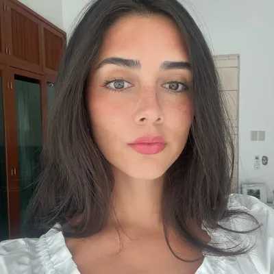 Ivanna Flores profile