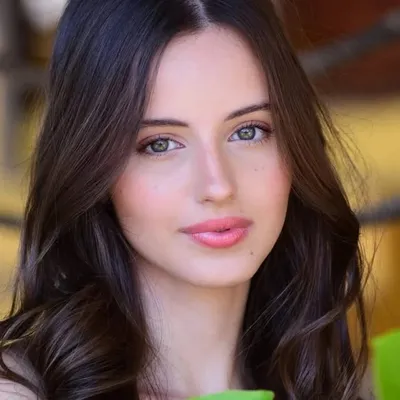 Ivy Cɑrreirɑ profile