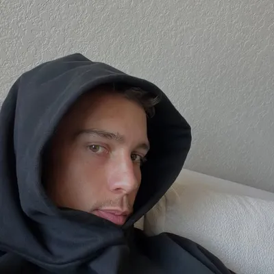 Izaac Kennedy profile