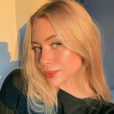 🦋izza🦋 profile