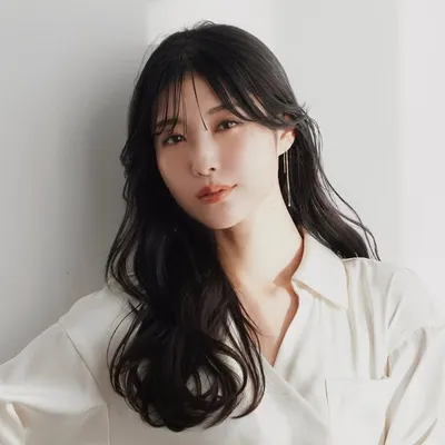 izu profile