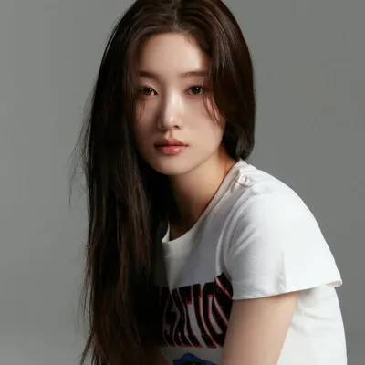 정채연 profile
