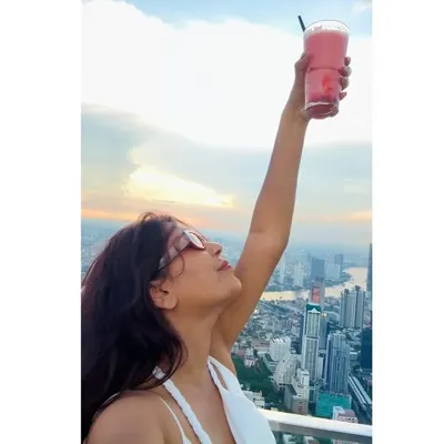 SIMRAN | Solo Traveller
