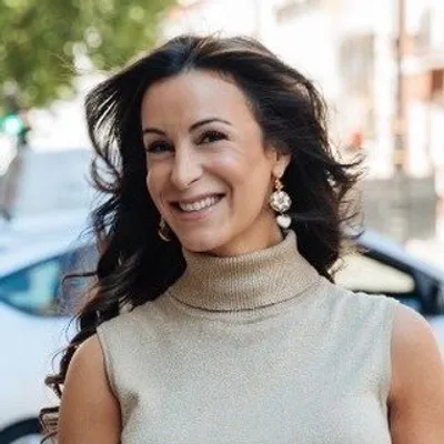 Jacqueline Hurst profile