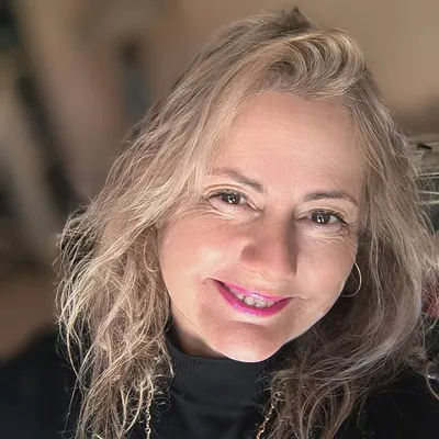 Jacqueline Rezende profile