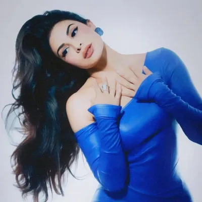 Jacqueline Fernandez FP profile